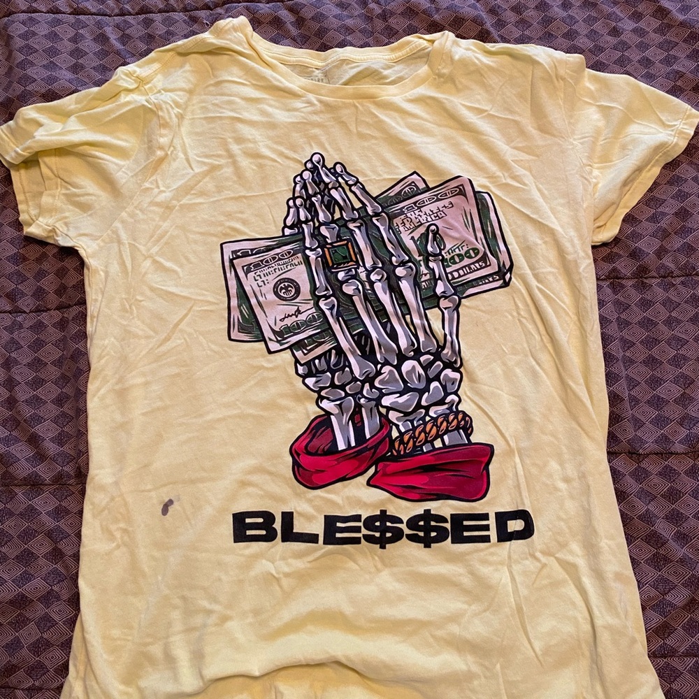 Blessed Praying Handrose T shirt